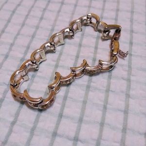 Silver tone Bracelet. Rhinestones.  Clip closure. Vintage.